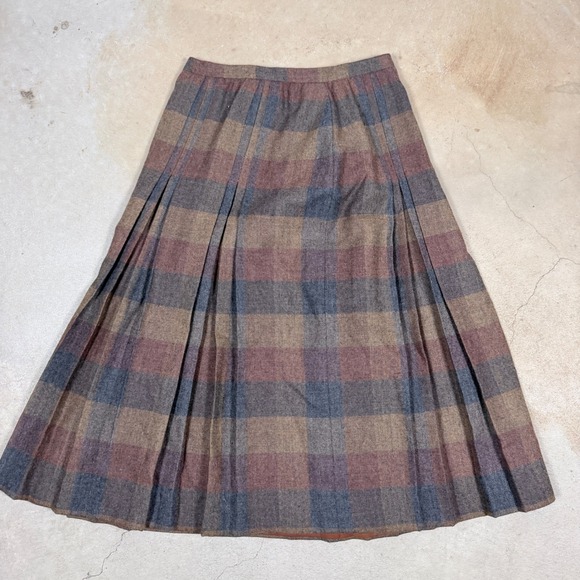 VTG 80's CRICKETEER Tailored Woman Plaid Pleated Midi Skirt Size 10 Wool Blend - Picture 7 of 8